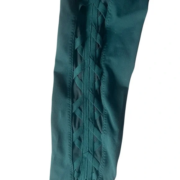 LULULEMON Size 4 High Times Essential Rhythm Lace Up Side ILeggings Rare Green - Picture 4 of 4